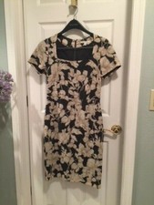 Banana Republic Dress Size 6 moss gray/cream floral design