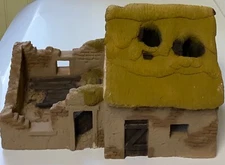 Vtg Conte Foam Building w Thatched Roof War Ruins Structure Conte (?) HTF RARE