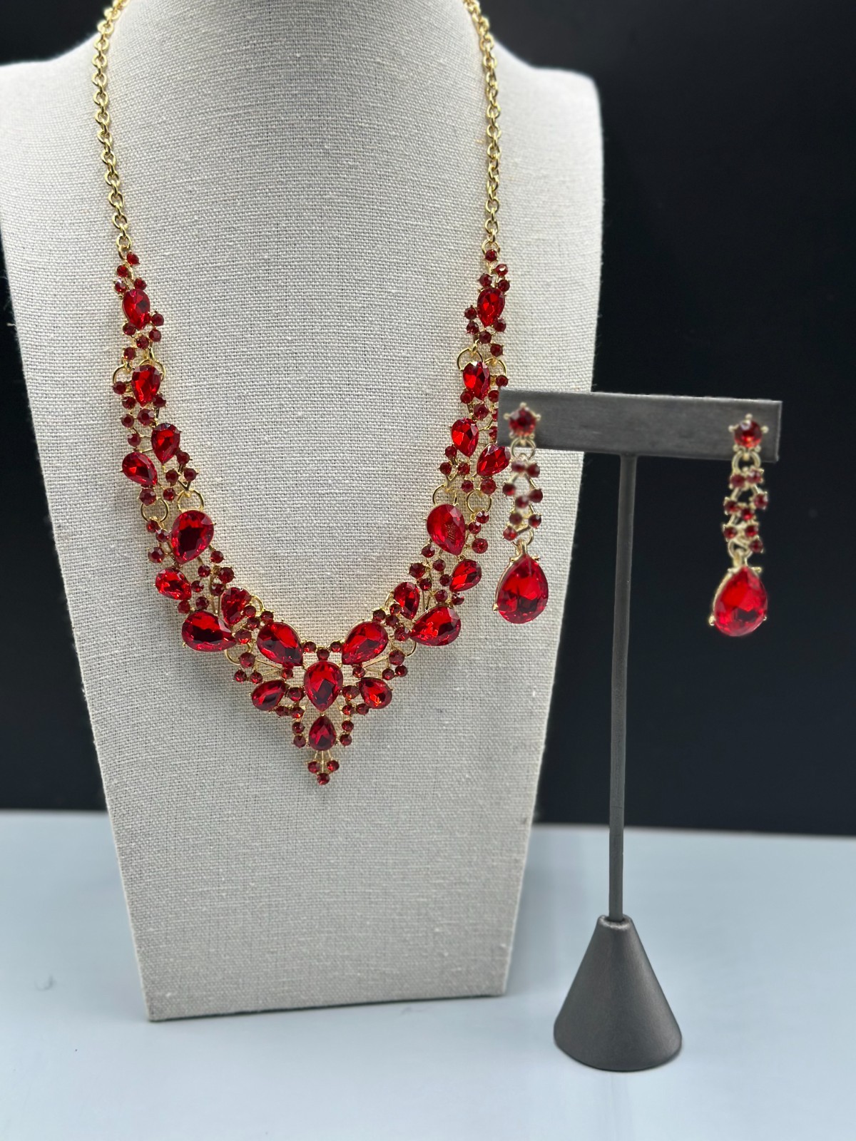 Red Rhinestone Statement Necklace Dangle Earrings… - image 2
