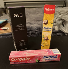 Colgate MaxFresh UltraFreeze Fluoride Toothpa...