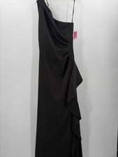 Pre-Owned XScape Black Size 10 One Shoulder Maxi Evening Gown