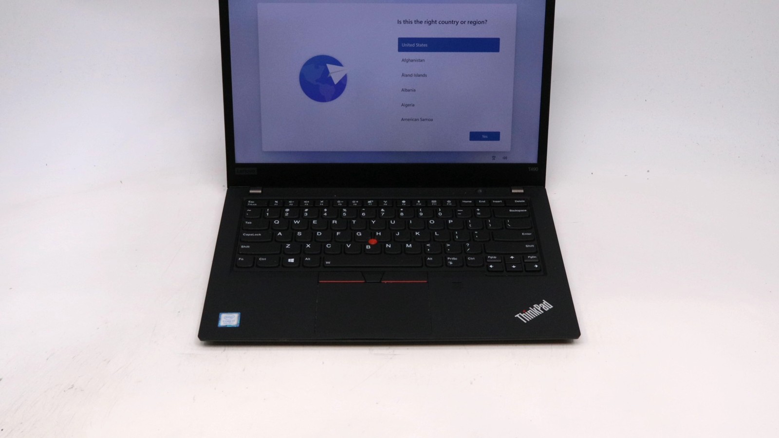 Lenovo ThinkPad T490, 14-Inch Laptop, with INTEL(R) CORE(TM) I7-8565U CPU @ 1.80GHZ, 256GB NVMe, Windows 10 Pro