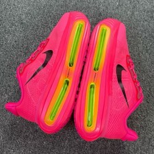 Brand new NIKE Vomero premium 19 hot pink size 7-11
