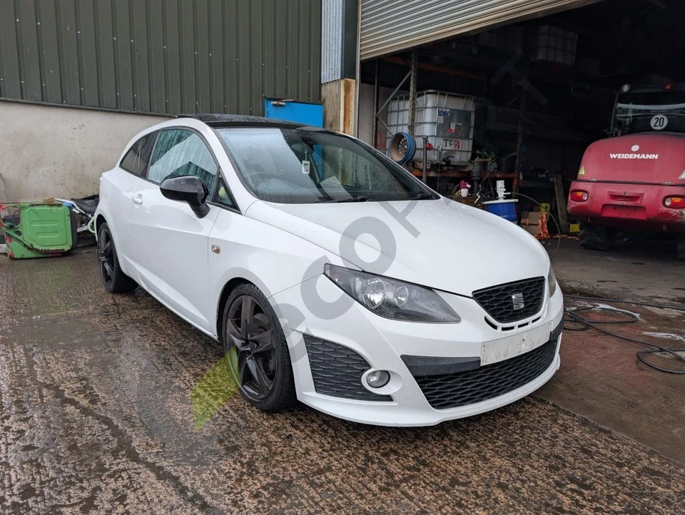 SEAT IBIZA CUPRA MK4 Bumper Front - Image 3 of 4