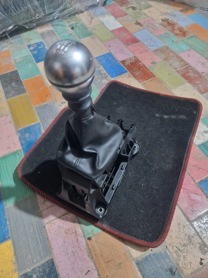 POMELLO LEVA CAMBIO CON CUFFIA IN PELLE JEEP RENEGADE 1.0 BENZINA ANNO 2021  - Immagine 2 di 4