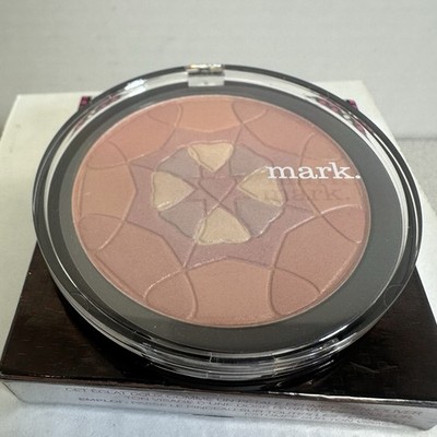 AVON mark. Blush & Glow WONDER GLOW mosaic face powder 0.30 oz 8.7 g NEW rare
