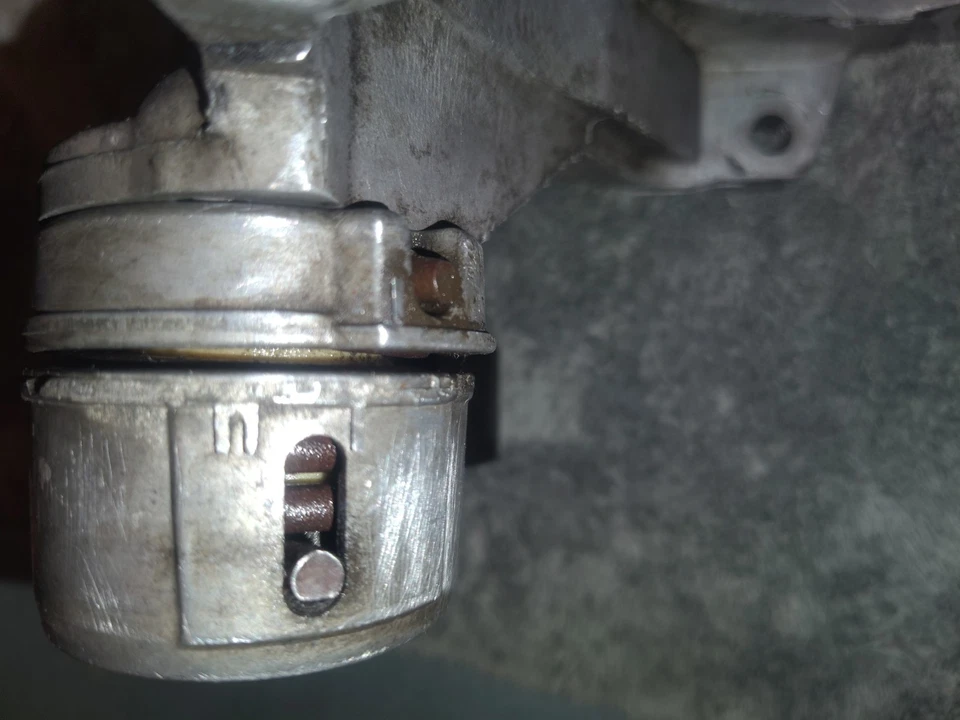 Polea de soporte de motor alternador tensor de correa para Jeep Grand Cherokee WJ 99-04 4.0 Foto 2 de 4