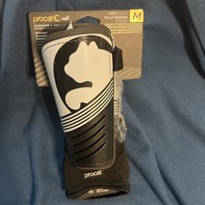 Puma Procat Shinguard  Ankle Sock Black  White Size Medium    NEW