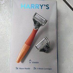 Harry's Ember Orange Shaving Kit Razor Handle w/ 2 5-Blade Cartridges