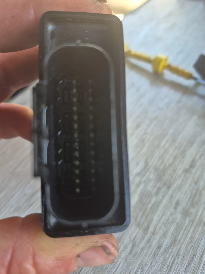 2019 Oem Suzuki 20hp Ecu Fuel Injection Df20 - Image 2 of 4