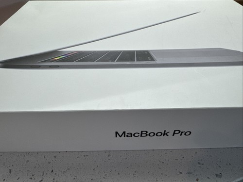 NUR VERPACKUNG für Apple MacBook Pro 15 Zoll A1990. Enthält Verpackungsmaterialheft - Bild 4 von 5