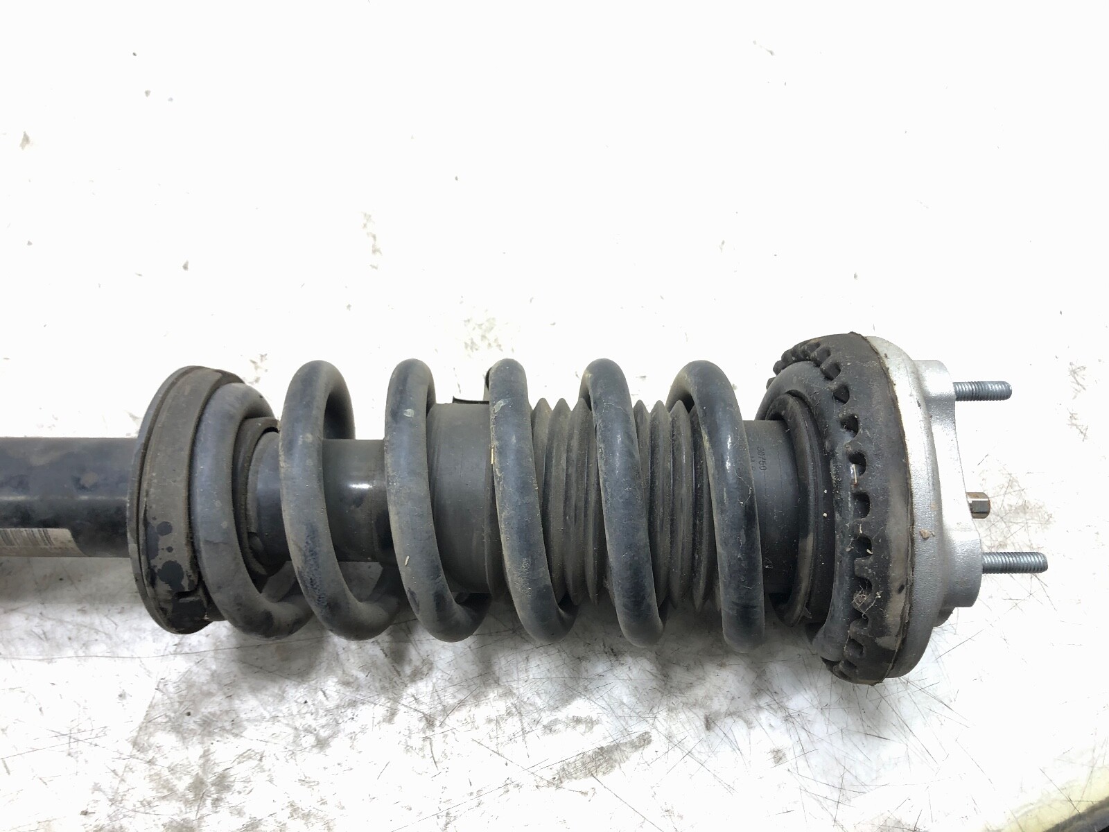 2014-2019 MASERATI GHIBLI S Q4 3.0L V6 AWD RIGHT PASS FRONT SHOCK STRUT OEM.