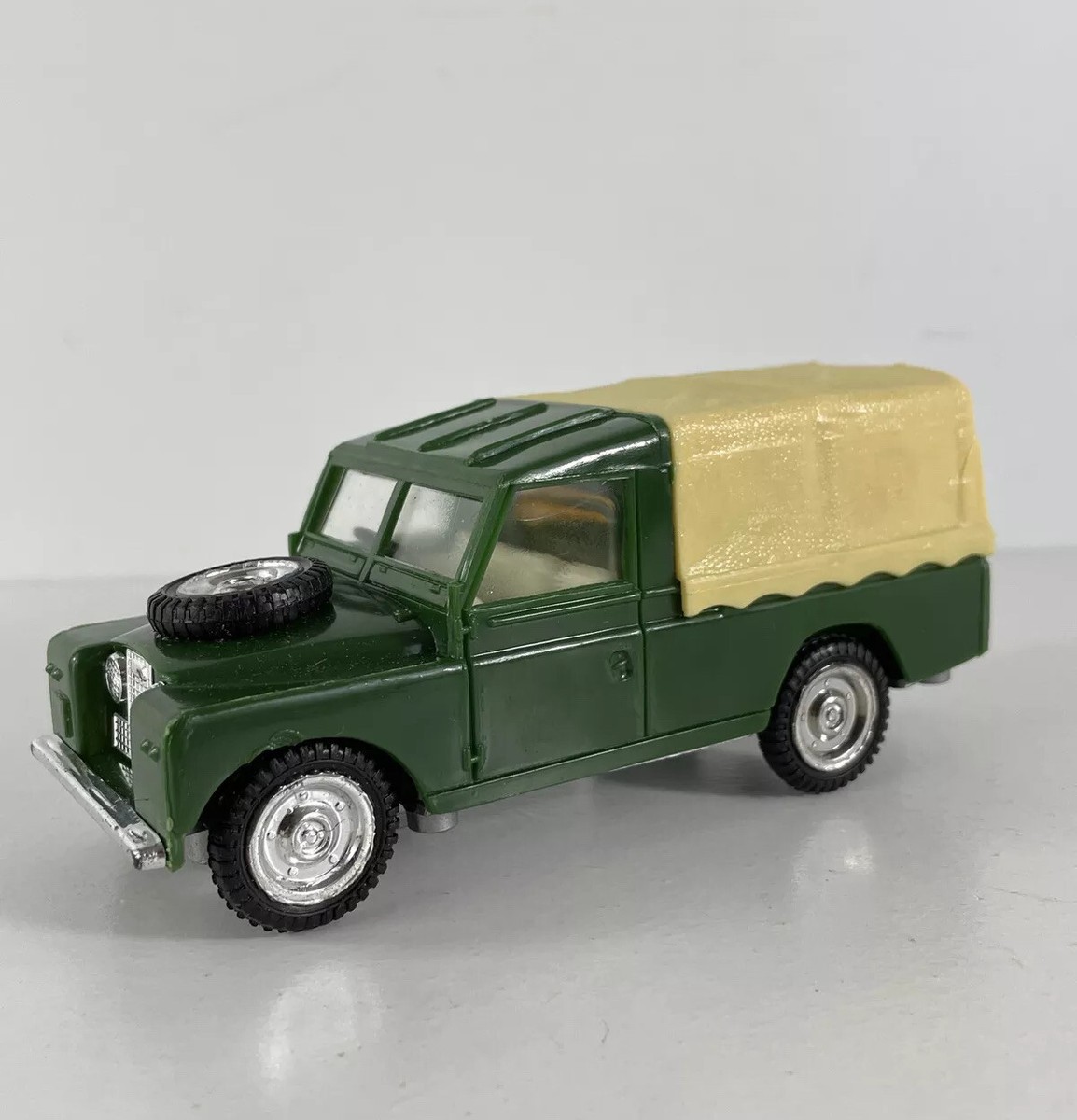Vintage Roxy Toys Land Rover 434 Hong Kong 5.5” Collectible