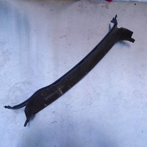 Mercedes 1994 1995 E320 E300 W124 Cowl Panel Partition Top Windshield 1246200778 - Picture 3 of 17
