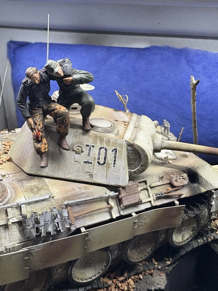 1/35 WW2 Diorama Wrecked Panther Tank - Image 3 of 4