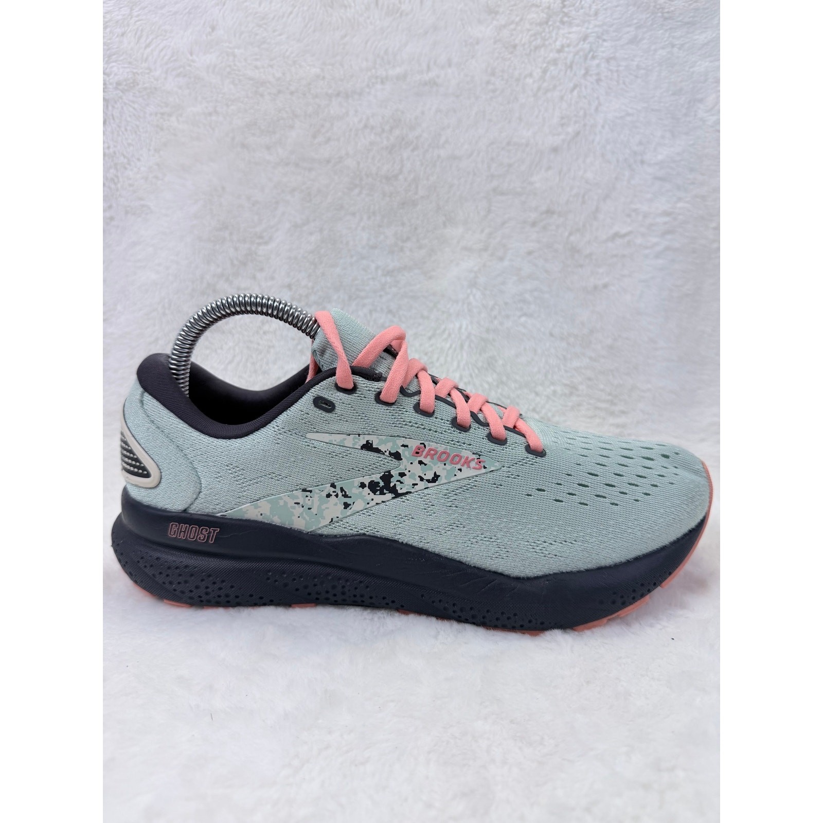Brooks Ghost 16 Womens Running Shoes Mint Green Pink Size 8.5 Athletic