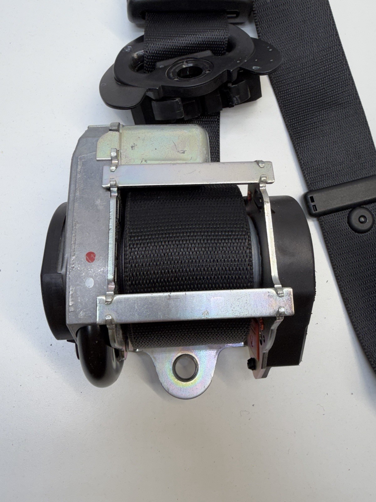 2014-2020 MASERATI GHIBLI RIGHT PASSENGER FRONT SEATBELT RETRACTOR OEM