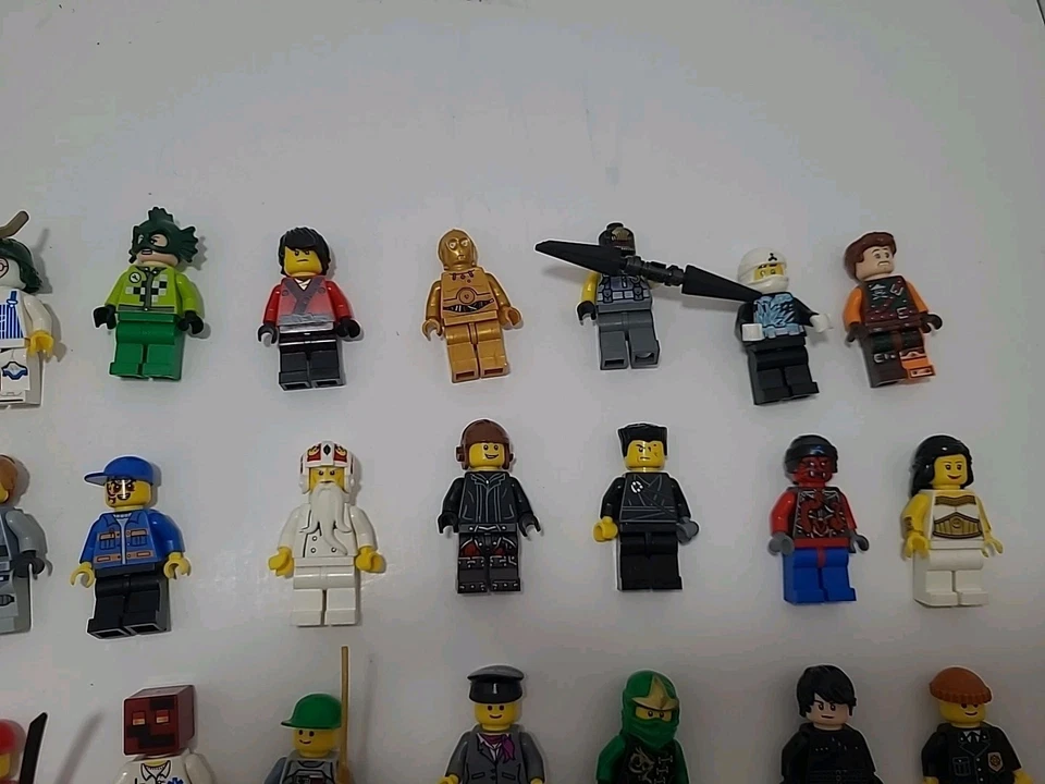 Lote de 50 figuras LEGO minifiguras personalizadas aleatorias Foto 3 de 4