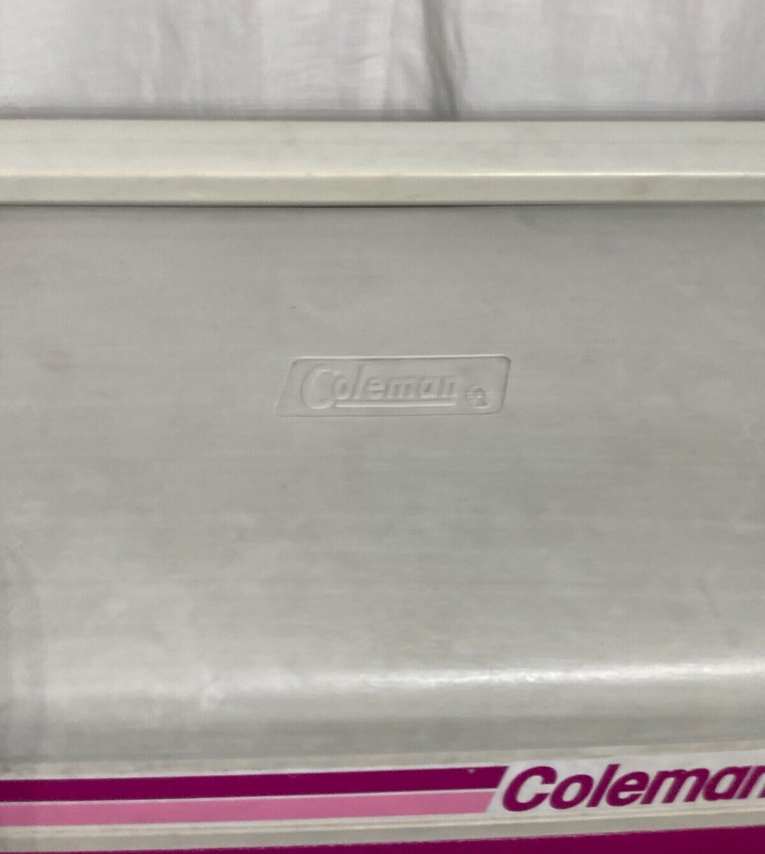 Vintage Coleman 18 Portable Hard Plastic Cooler 5218 Pink / White