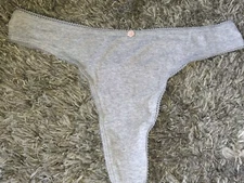 VS  cotton thong Panty BRAND NEW SIZE medium grey