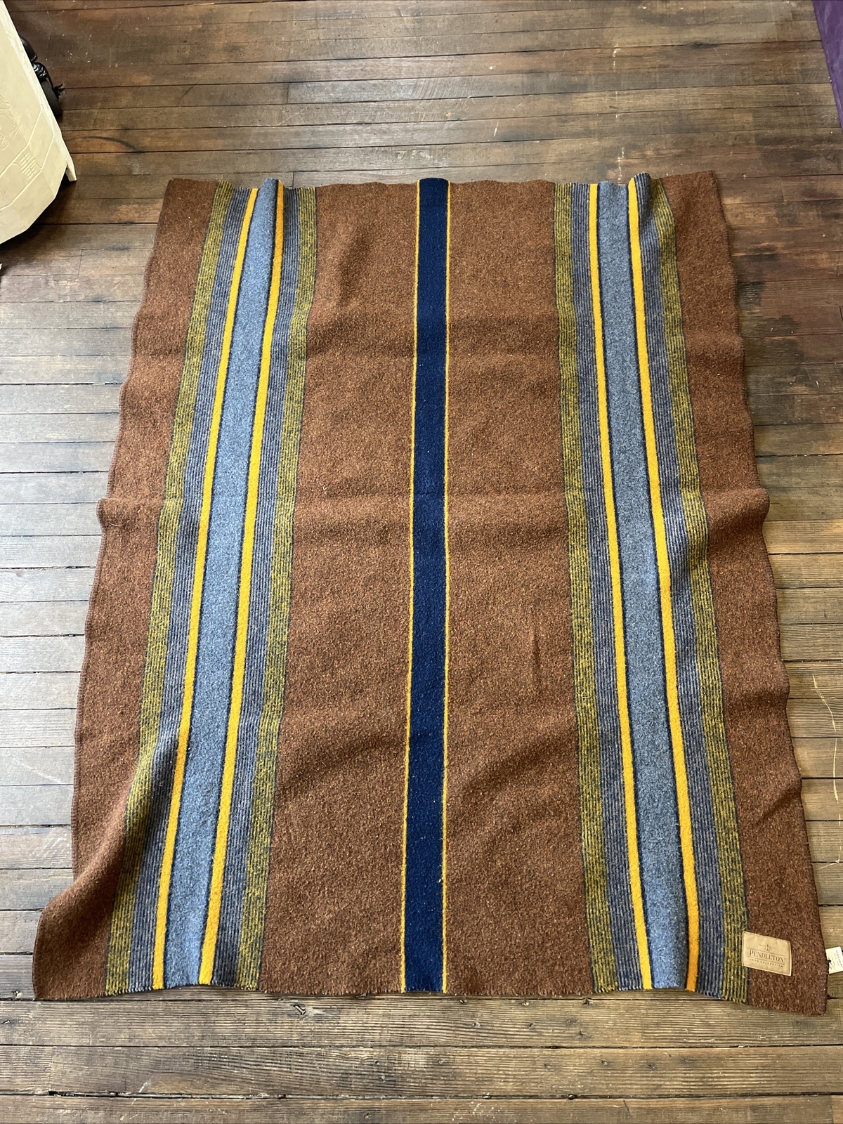 Pendleton Yakima Camp Throw Blanket 59x46 Lake Wool USA Home Collection
