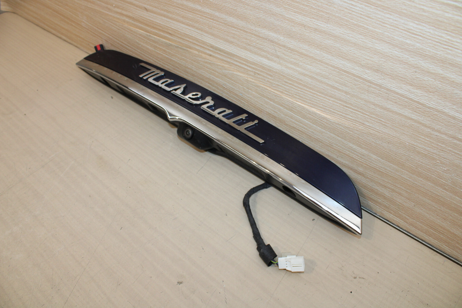 14-22 MASERATI GHIBLI DECKLID TRUNK LID MOLDING + CAMERA BLUE ORIGINAL OEM