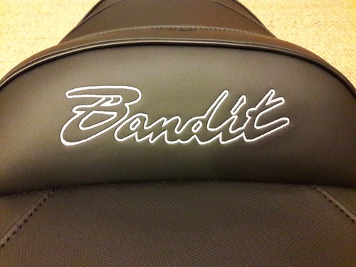 Suzuki Bandit GSF600 / GSF1200 Seat Saddle, 1995 - 1999 - Picture 9 of 11