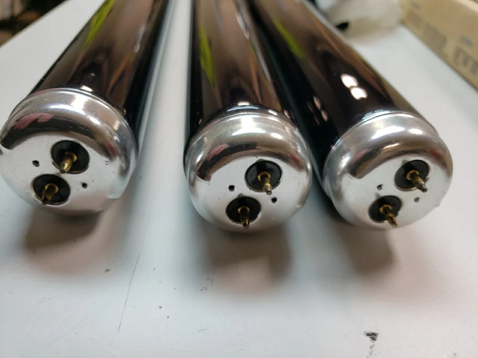 Black light. UV feit electric f20 t12 NEW 23" THESE R THE BEST TYPE UV !!! - Image 3 of 4
