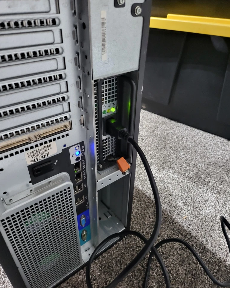 Dell PowerEdge 2900 Server Xeon Perc 6i 8GB RAM Windows Server 2012 R2 - Image 2 of 4