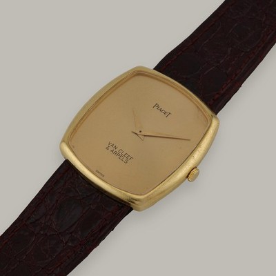 18K Piaget 9741 Retailed by Van Cleef & Arpels Watch