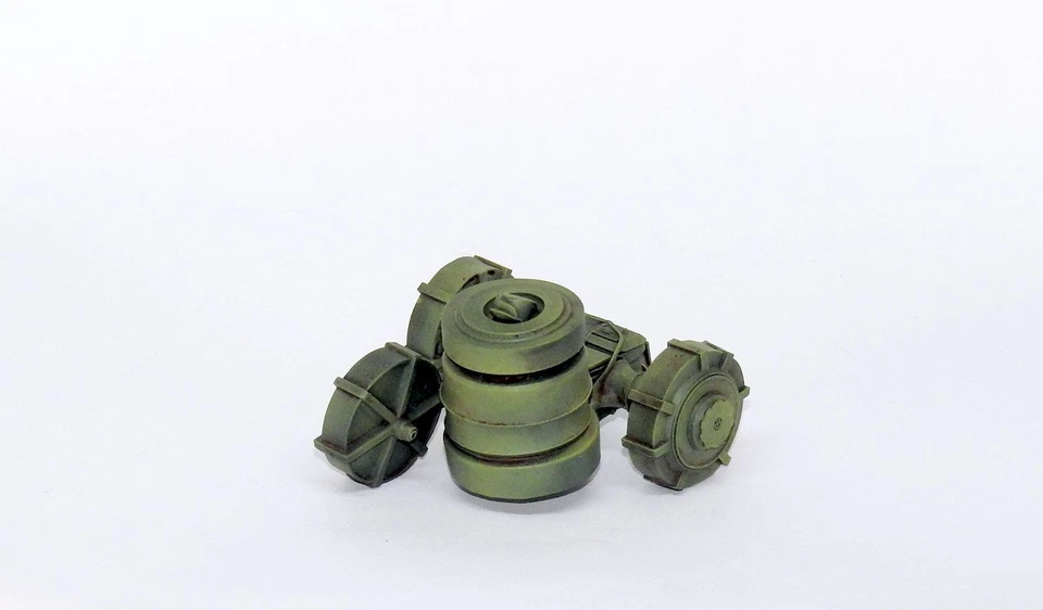 Dron de minas terrestres ucranianas 1/16 PRO CONSTRUIDO - MINIATURA TANQUE ROJO - ¡¡NUEVO!!! Foto 4 de 4