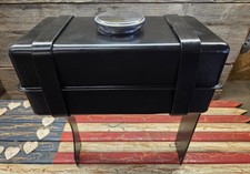 Trattore / rasaerba in metallo serbatoio gas / carburante e staffa di montaggio in metallo per prato e giardino.  Bello!