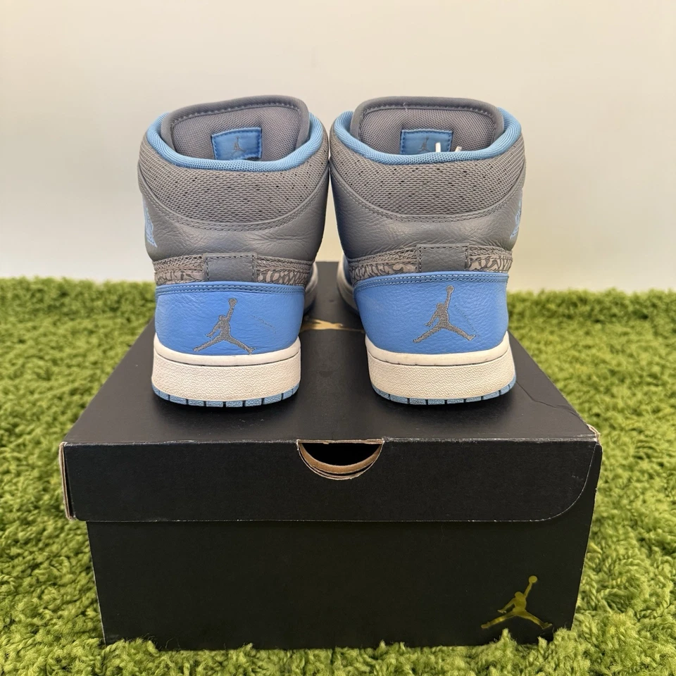 Talla 11 - Air Jordan 1 Phat UNC 2011! - 364770-006 VNDS COMO NUEVO ESTADO Caja de repuesto Foto 4 de 4