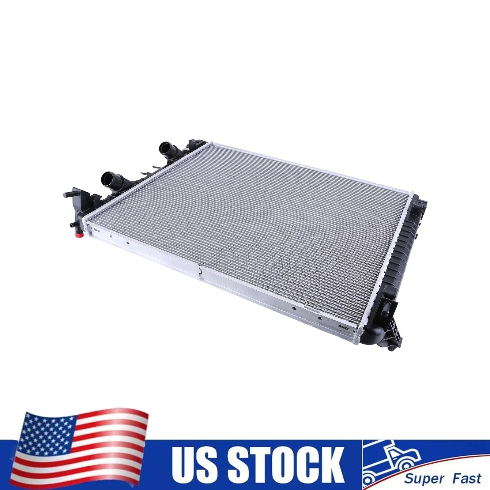 670109996 Water Cooling Radiator For Maserati Ghibli Levante Quattroporte 14-20