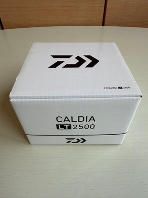 Daiwa 21 Caldia LT 2500 Spinning Reel Near Mint with Accessories