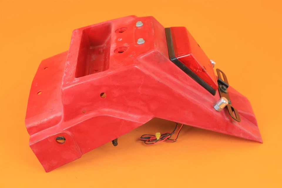 04-07 2005 KLR650 KLR 650 OEM Luz trasera Luz trasera Lámpara Lente Guardabarros Plástico Foto 3 de 4