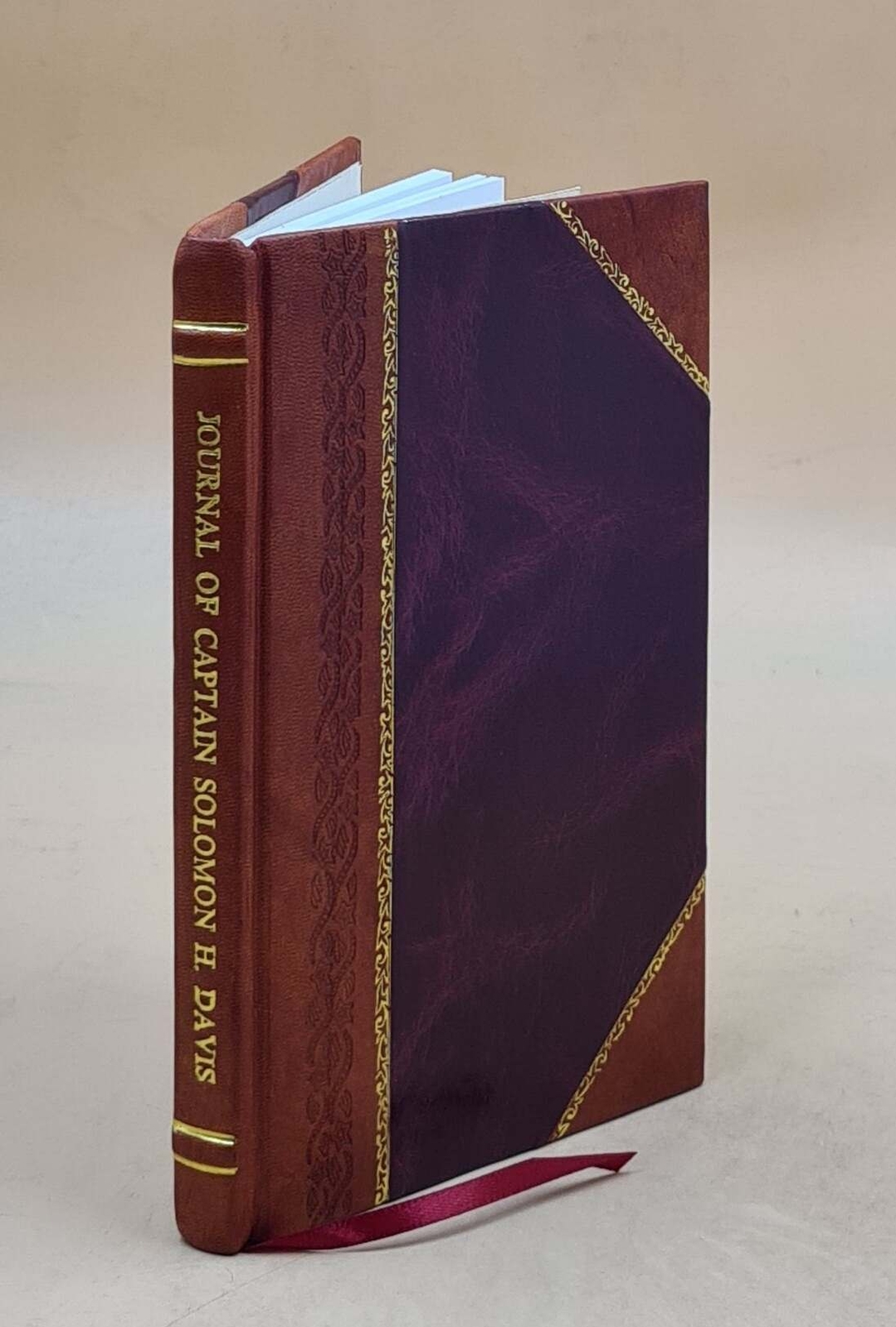 Captain Solomon H. Davis' 1820s Gloucester Sea Journal - Leather Bound-image