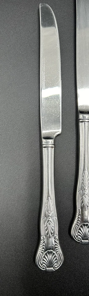 "Cuchillos Reed & Barton Kings acero inoxidable brillante 6 7/8"" (12) piezas 1824 175th 1999" Foto 4 de 4