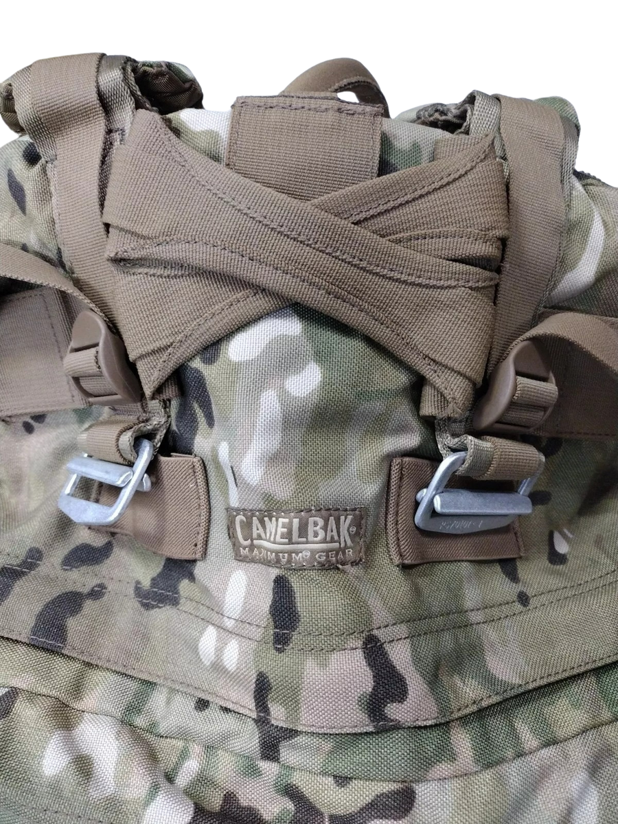 CAMELBAK MAXIMUM GEAR バックパック マルチカム Camelbak Maximum Gear OCP/MULTICAM JUMPABLE BACKPACK LARGEST
