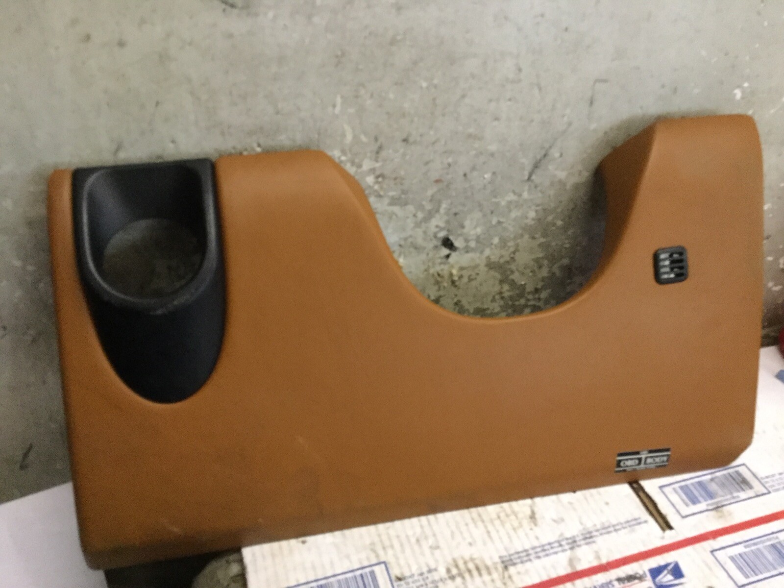 06 07 08 09 10 11 12 13 14 15 16 Aston Martin Vantage Knee Panel Trim Cover 