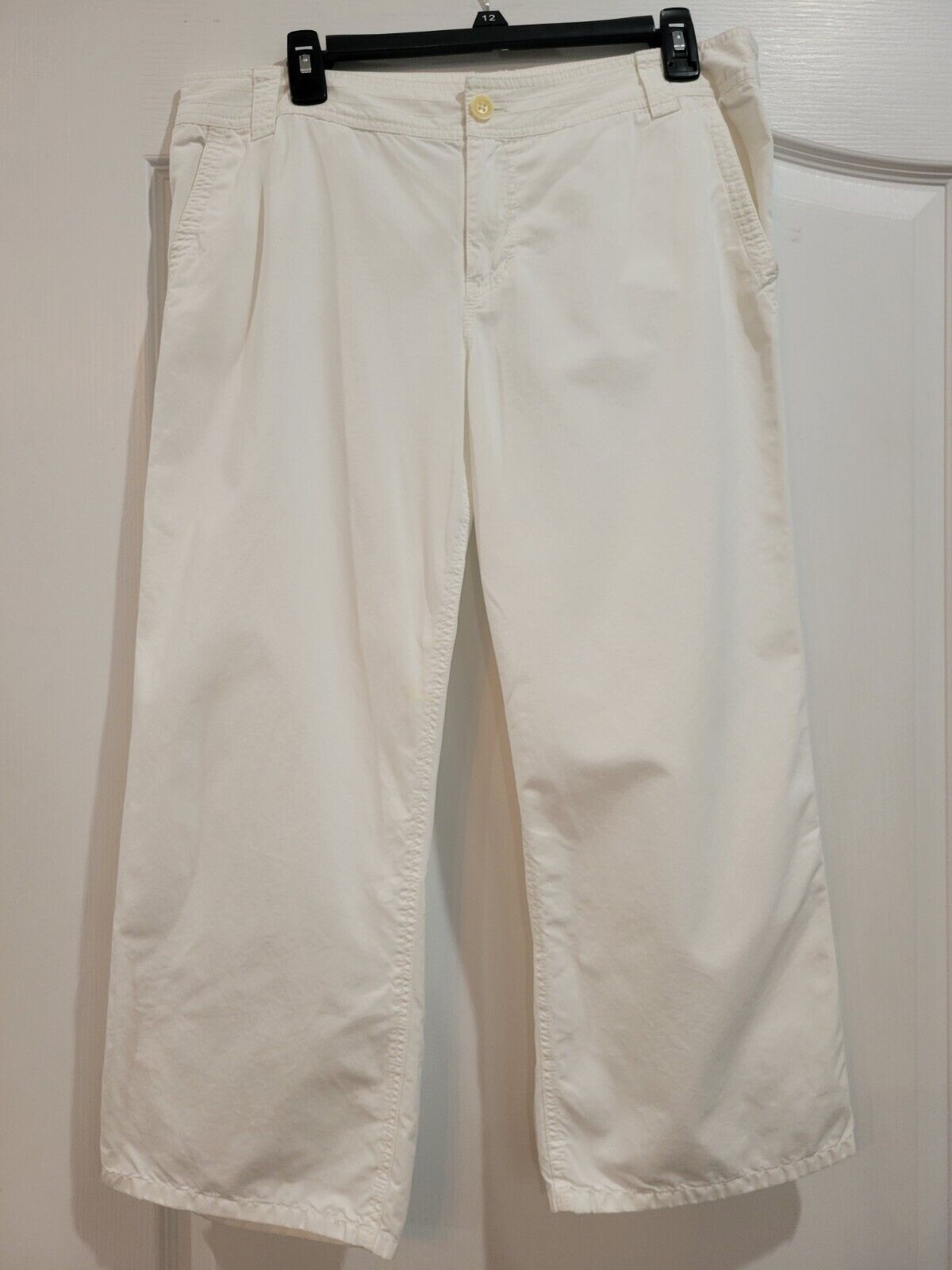 Tommy Bahama Capris Women's Size 12 100% Cotton White Pants Wide Leg Flat Front