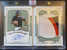 2021 National Treasures Justin Fields Rookie Patch Auto Booklet /99