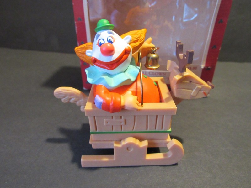 Vintage Hallmark Christmas Ornament Jingle Bell Clown 1988 Music Box Works