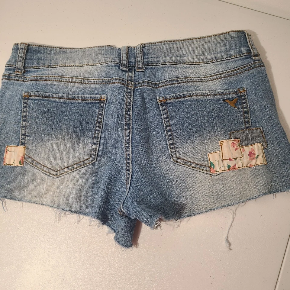 Pantalones Cortos Grane Supergirl Talla 9 Juniors Corte Look Patchwork Usados en Excelente Condición Foto 2 de 4