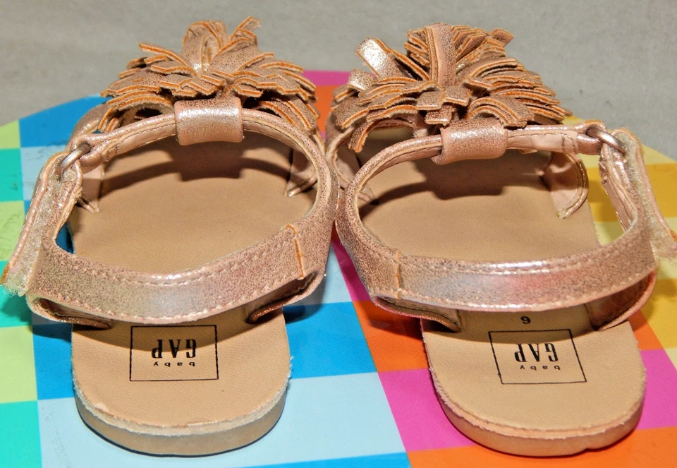 Toddlers girl size 6 Baby Gap Rose Gold fringe sandals shoes floral heel strap - Image 3 of 4