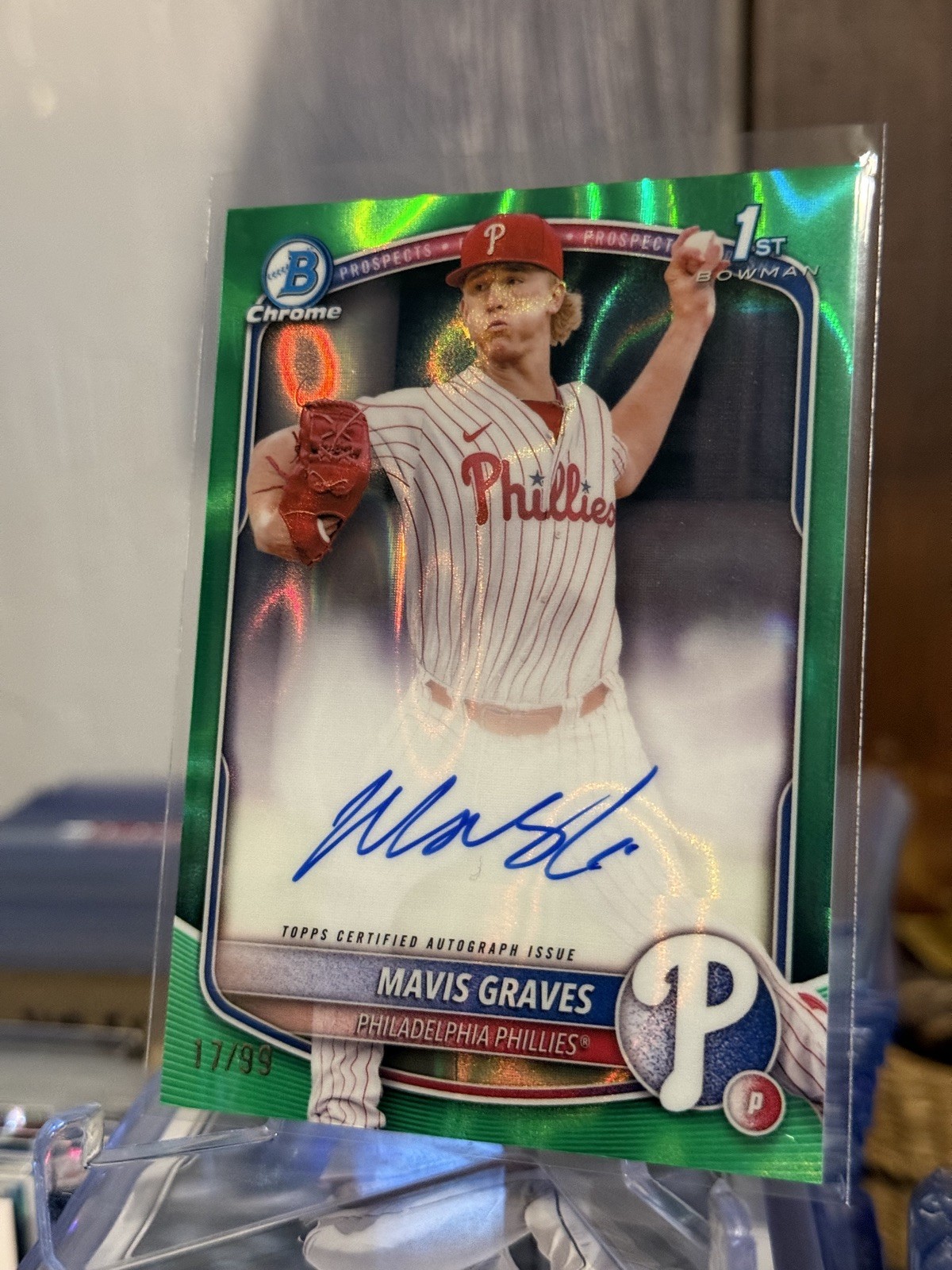 2025 Bowman Chrome Mavis Graves 1st Auto Green Lava Refractor /99 Phillies