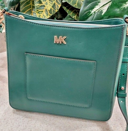 michael kors gloria pocket swing pack