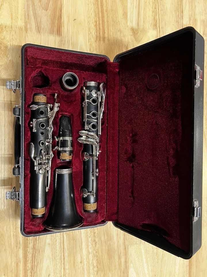 Черный кларнет Jupiter JCL-635NW с чехлом - Изображение 2 из 4