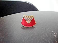 Vtg Samuel Huang Designer Cloisonne Fan Red & Purple Enamel Gold Tone Scarf Clip