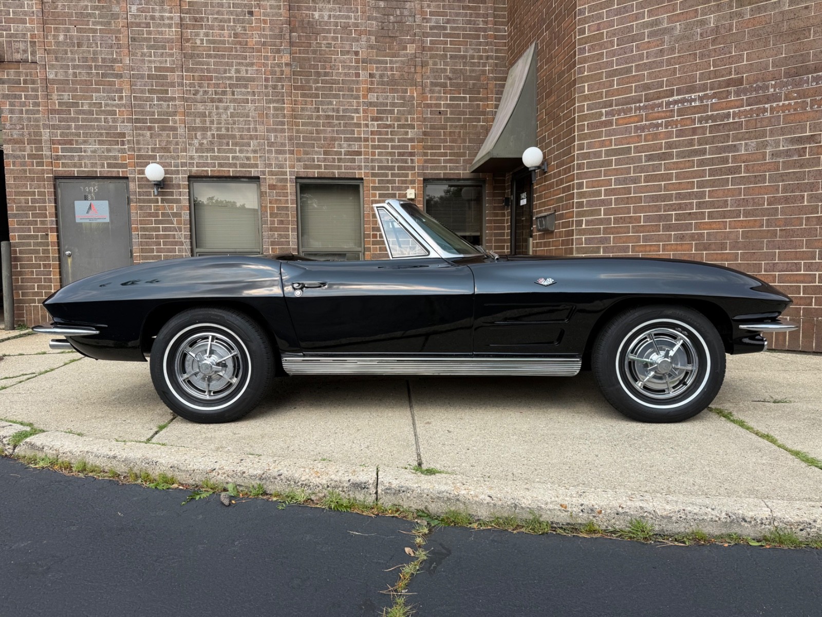 1963 Black Chevrolet Corvette   | C2 Corvette Photo 10